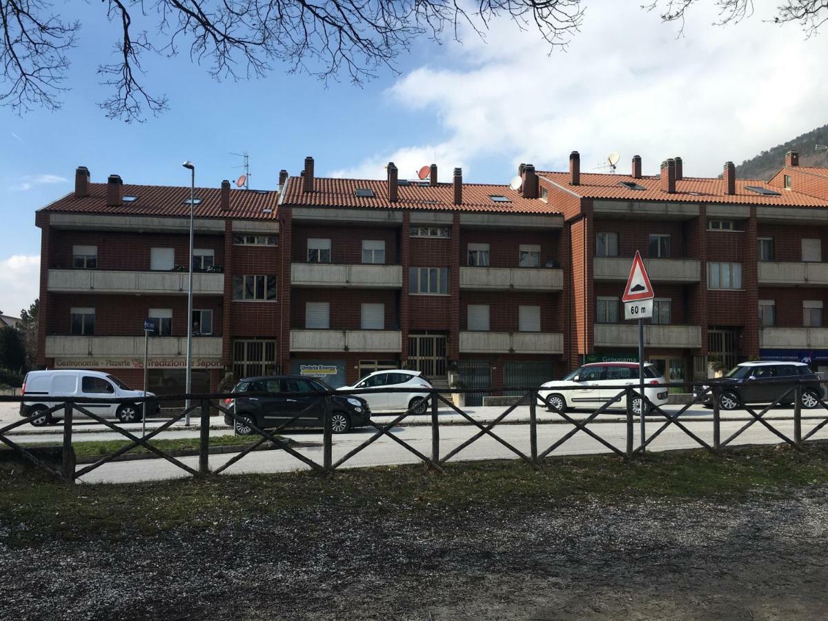 Happy House Daire Gubbio Dış mekan fotoğraf